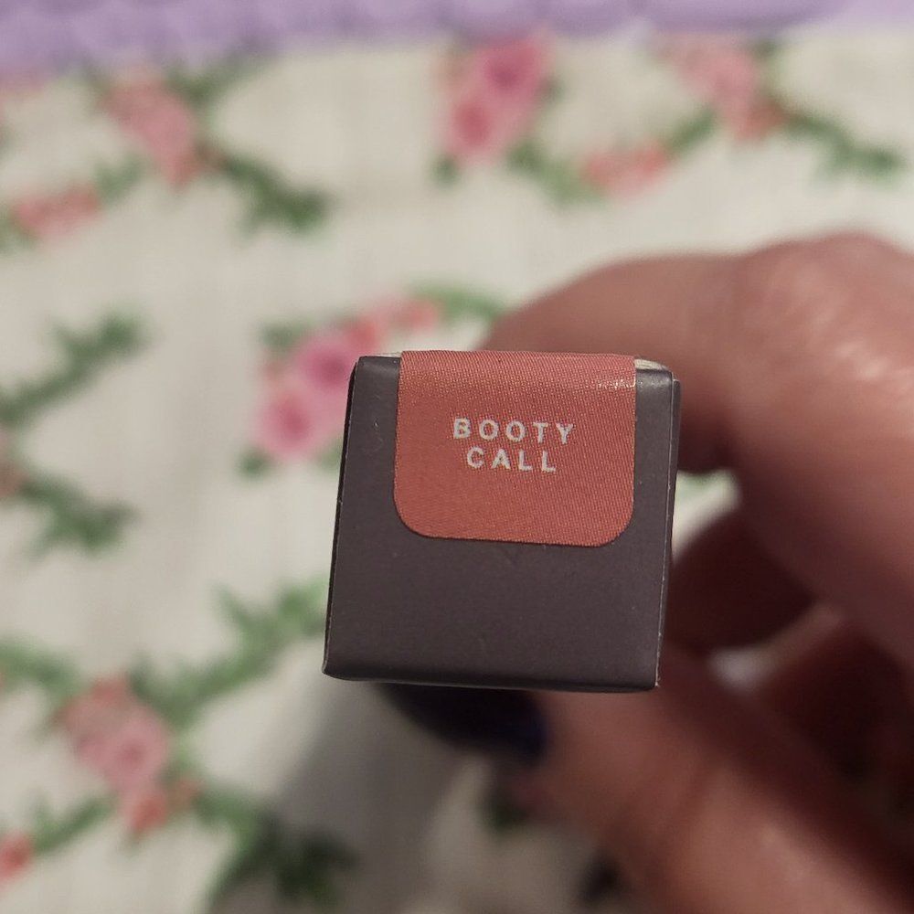 Lique Lip Definer Pencil Booty Call